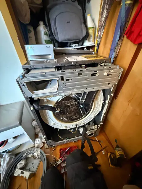 Recent appliance repair job photo 44 of 68